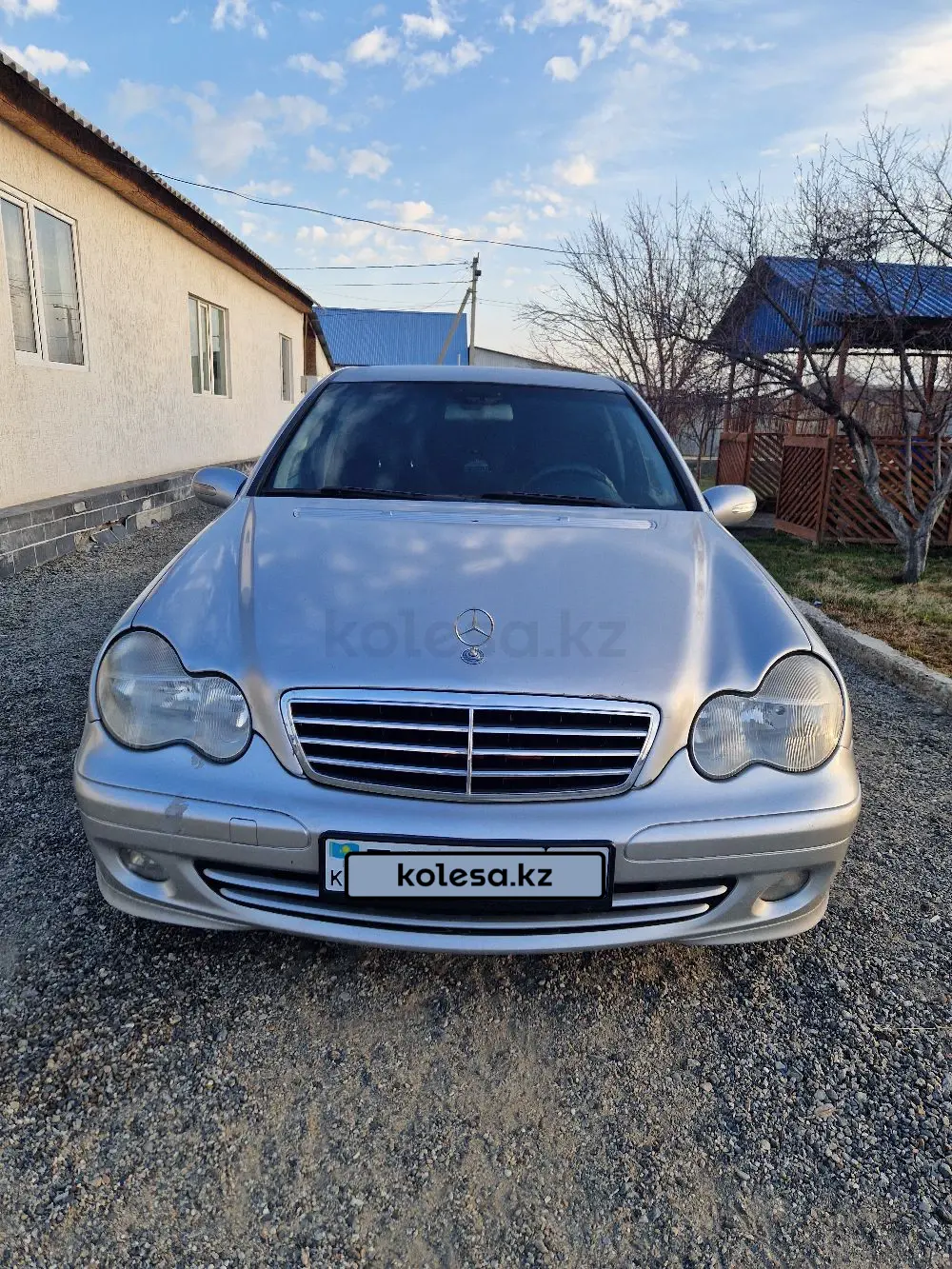Mercedes-Benz C-Class, 2004