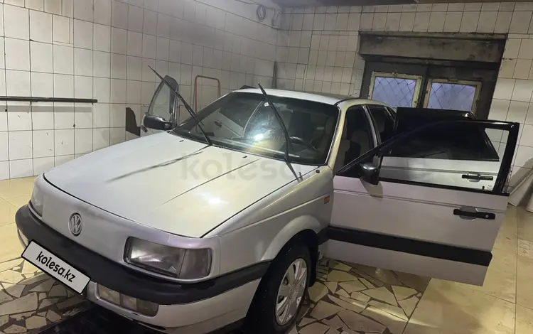 Volkswagen Passat 1993 года за 1 300 000 тг. в Караганда