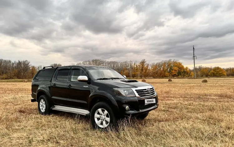 Toyota Hilux 2012 годаүшін8 500 000 тг. в Уральск