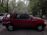 Honda CR-V 1999 года за 3 500 000 тг. в Алматы – фото 2