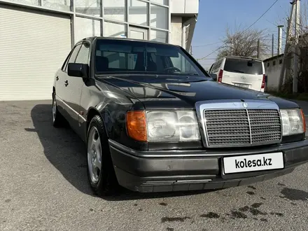 Mercedes-Benz E 200 1990 года за 2 500 000 тг. в Шымкент – фото 2