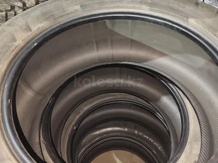 Шины Yokohama 305/50R20, комплект. Износ 40%. за 40 000 тг. в Алматы – фото 6