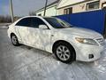 Toyota Camry 2011 года за 5 500 000 тг. в Актобе – фото 2