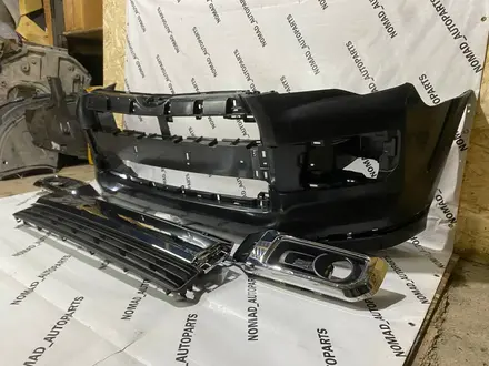 Передний бампер/Решетка/Оправа на Toyota 4Runner limited за 100 000 тг. в Алматы – фото 2