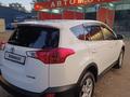 Toyota RAV4 2015 года за 10 200 000 тг. в Алматы – фото 3