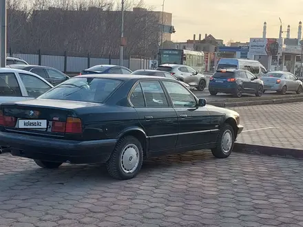 BMW 520 1995 годаүшін2 700 000 тг. в Караганда – фото 2