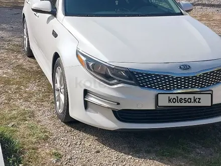 Kia Optima 2017 года за 10 100 000 тг. в Шымкент