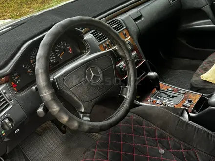 Mercedes-Benz E 320 1997 года за 3 500 000 тг. в Тараз – фото 10