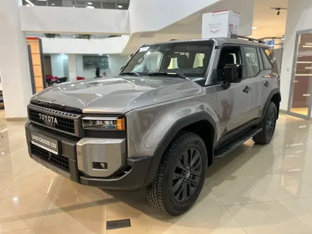 Toyota Land Cruiser Prado Luxe+ 2025 года за 52 390 000 тг. в Алматы
