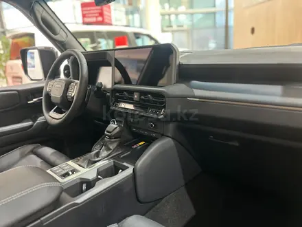 Toyota Land Cruiser Prado Luxe+ 2025 года за 52 390 000 тг. в Алматы – фото 6