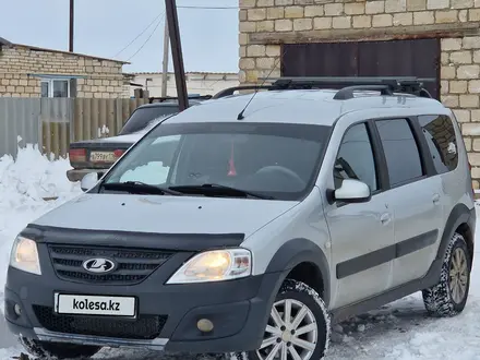 ВАЗ (Lada) Largus Cross 2019 года за 5 500 000 тг. в Уральск – фото 2