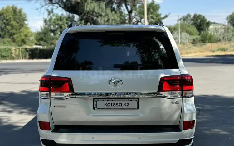 Toyota Land Cruiser 2019 годаүшін34 000 000 тг. в Алматы