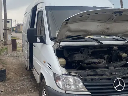 Mercedes-Benz Sprinter 2001 года за 6 500 000 тг. в Алматы – фото 3