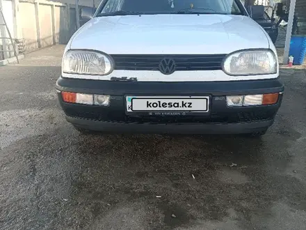 Volkswagen Golf 1995 года за 1 800 000 тг. в Шымкент – фото 2