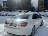 Toyota Camry 2015 годаүшін12 300 000 тг. в Алматы – фото 2