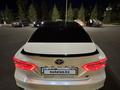 Toyota Camry 2021 года за 14 200 000 тг. в Алматы