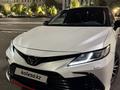 Toyota Camry 2021 года за 14 200 000 тг. в Алматы – фото 2