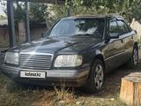 Mercedes-Benz E 220 1993 года за 1 700 000 тг. в Жаркент – фото 3