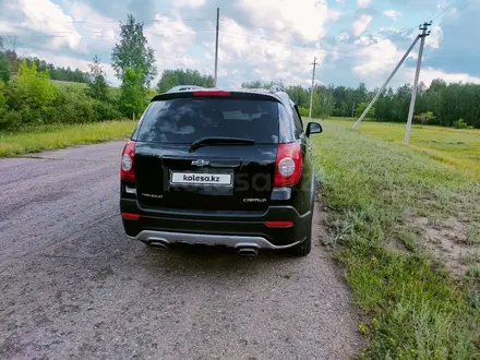 Chevrolet Captiva 2014 года за 6 900 000 тг. в Петропавловск – фото 9