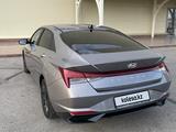 Hyundai Elantra 2023 года за 10 700 000 тг. в Атырау – фото 5