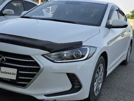 Hyundai Elantra 2018 года за 7 000 000 тг. в Шымкент