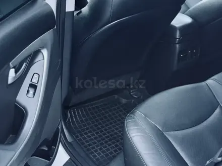 Hyundai Elantra 2015 года за 6 200 000 тг. в Алматы – фото 13