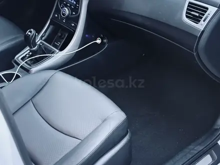Hyundai Elantra 2015 года за 6 200 000 тг. в Алматы – фото 16