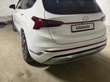 Hyundai Santa Fe 2021 года за 14 500 000 тг. в Шиели – фото 2