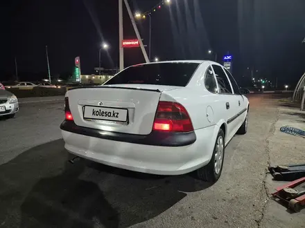 Opel Vectra 1998 года за 1 500 000 тг. в Шымкент – фото 3