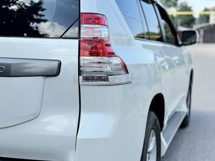Toyota Land Cruiser Prado 2014 года за 15 900 000 тг. в Алматы – фото 14