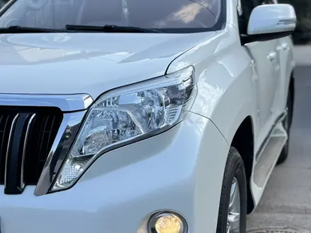 Toyota Land Cruiser Prado 2014 года за 15 900 000 тг. в Алматы – фото 20