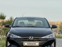 Hyundai Elantra 2018 годаfor7 900 000 тг. в Астана