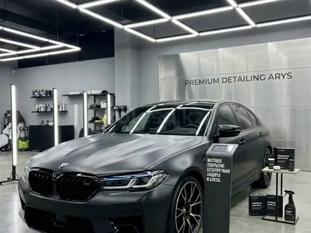 BMW M5 2022 года за 55 000 000 тг. в Алматы – фото 9
