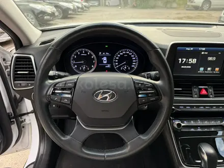 Hyundai Grandeur 2017 года за 10 500 000 тг. в Алматы – фото 27