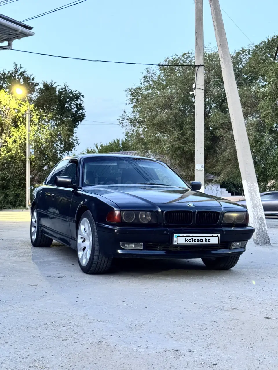 BMW 7 Series, 1998