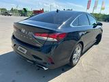 Hyundai Sonata 2018 года за 5 490 000 тг. в Уральск – фото 2