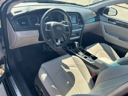 Hyundai Sonata 2018 года за 5 490 000 тг. в Уральск – фото 5