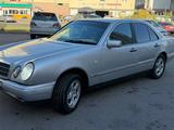 Mercedes-Benz E 230 1996 годаүшін1 550 000 тг. в Астана – фото 3