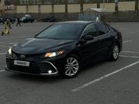 Toyota Camry 2021 года за 15 000 000 тг. в Алматы