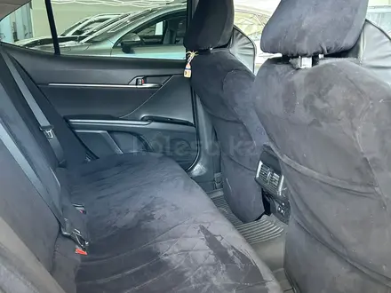 Toyota Camry 2019 года за 11 500 000 тг. в Алматы – фото 5