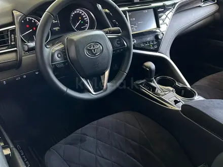 Toyota Camry 2019 года за 11 500 000 тг. в Алматы – фото 7
