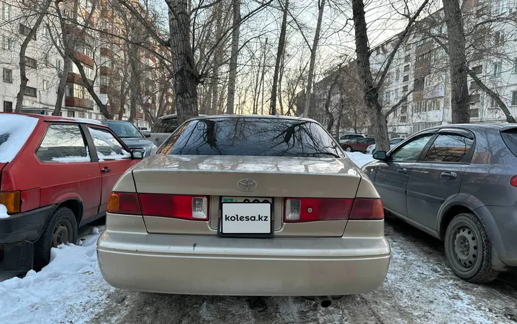 Toyota Camry 2001 годаүшін3 600 000 тг. в Павлодар