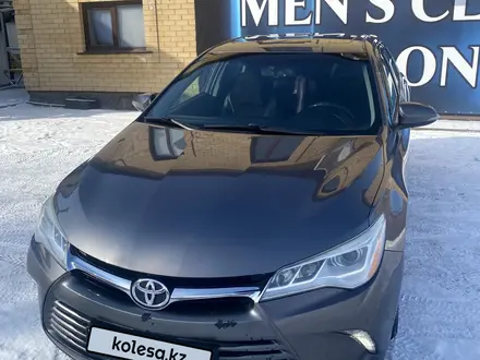 Toyota Camry 2015 года за 10 500 000 тг. в Усть-Каменогорск – фото 2