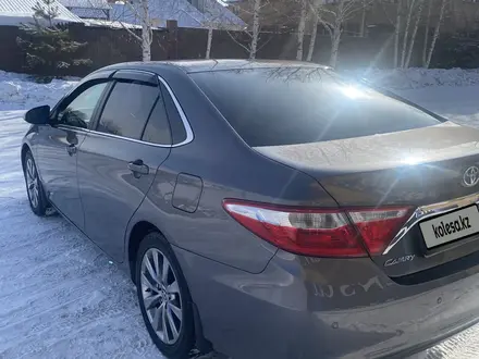 Toyota Camry 2015 года за 10 500 000 тг. в Усть-Каменогорск – фото 4