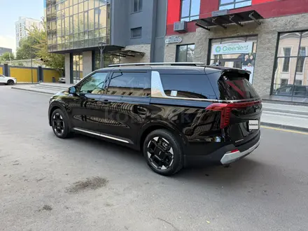 Kia Carnival 2025 года за 25 900 000 тг. в Алматы – фото 9