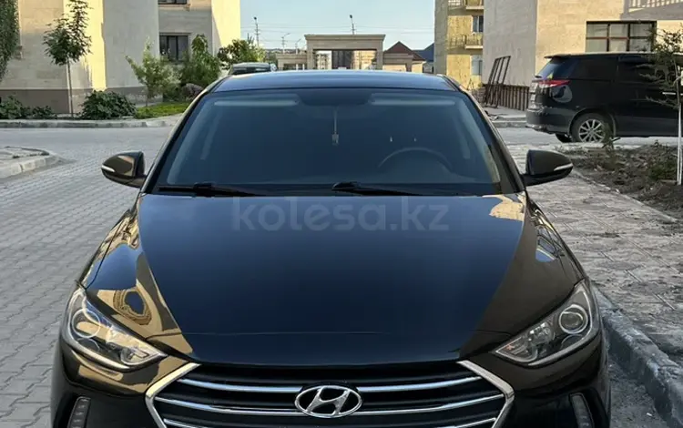 Hyundai Elantra 2018 года за 5 600 000 тг. в Атырау