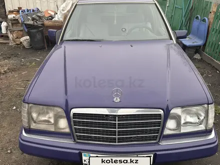 Mercedes-Benz E 280 1993 года за 2 090 000 тг. в Петропавловск – фото 2