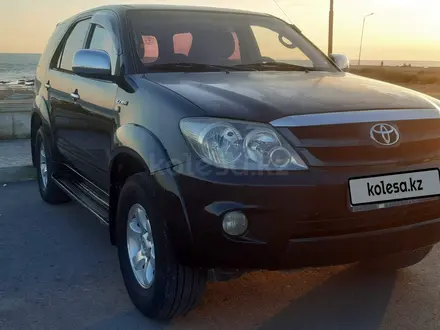 Toyota Fortuner 2006 года за 9 000 000 тг. в Актау – фото 37