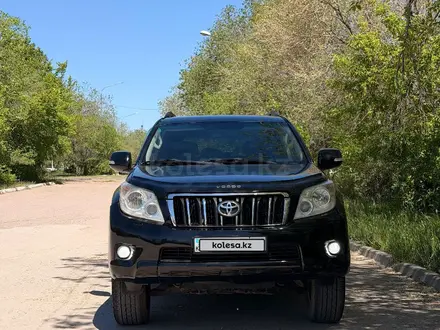 Toyota Land Cruiser Prado 2011 года за 12 900 000 тг. в Актобе – фото 3