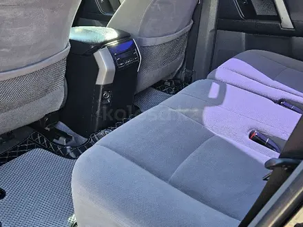 Toyota Land Cruiser Prado 2011 года за 12 900 000 тг. в Актобе – фото 15